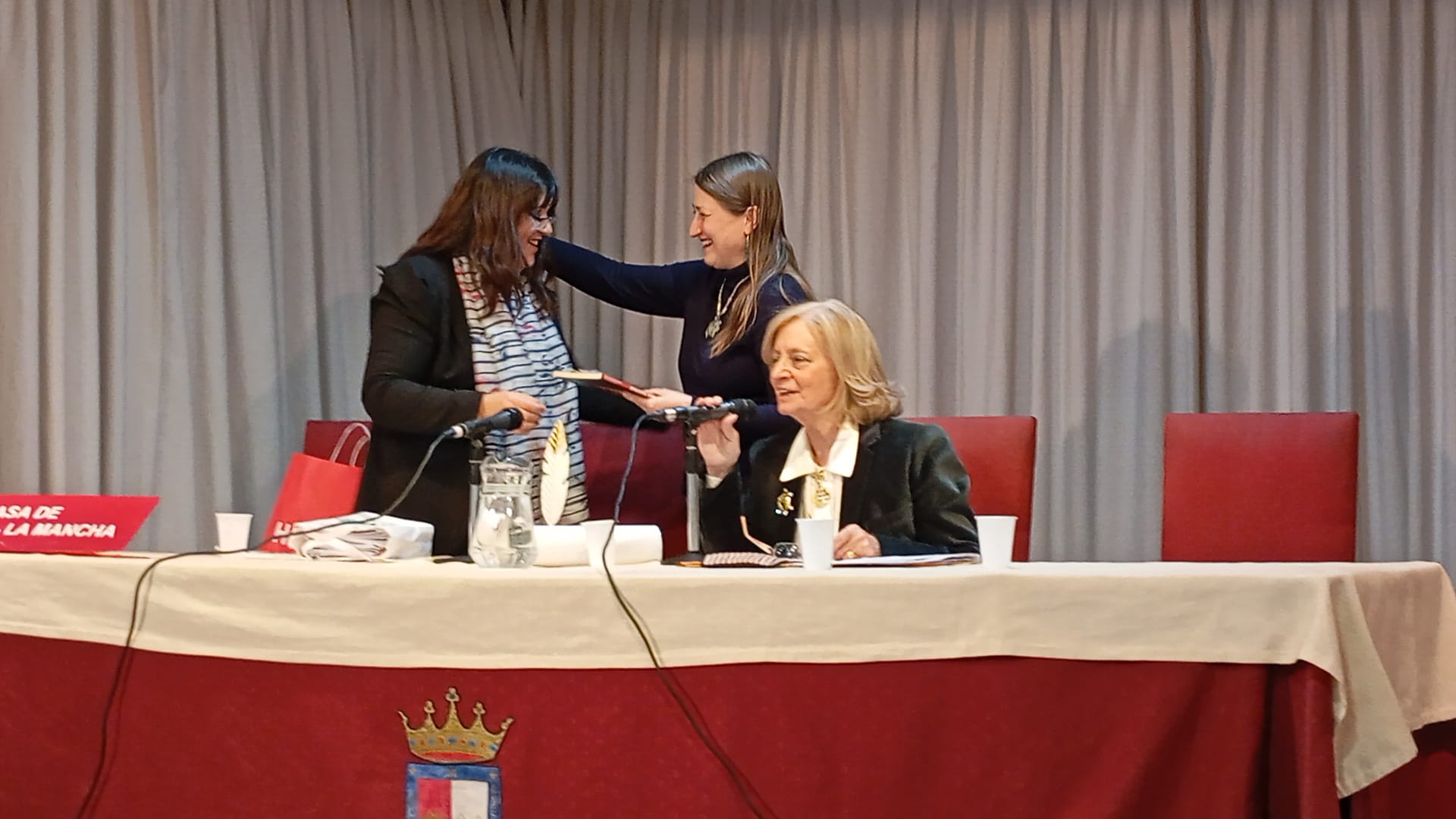 IV Fiesta Mujer y poesía. Entrega II Premio Cazuela de María