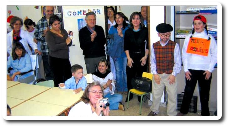Representación de 'Telecosquillas' en el Hospital Ramón y Cajal