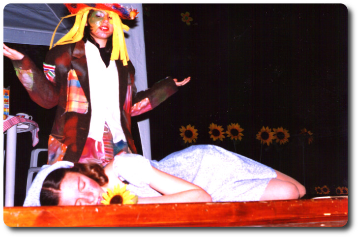 Representación de 'Miedica y el espantapájaros' . Teatro Erisena. Lucena